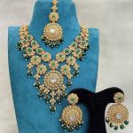 Choker Set